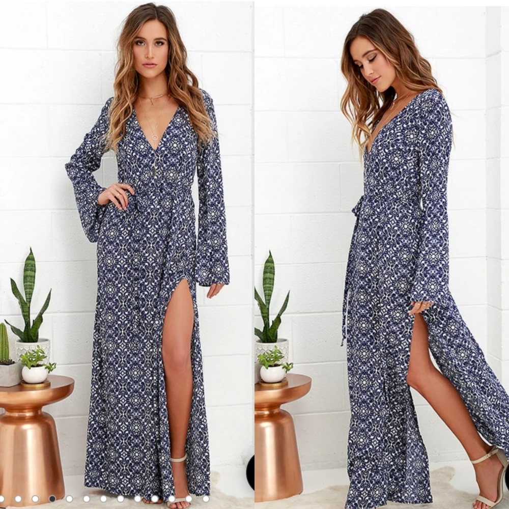 Lulu's Mandala daydream blue print maxi dress